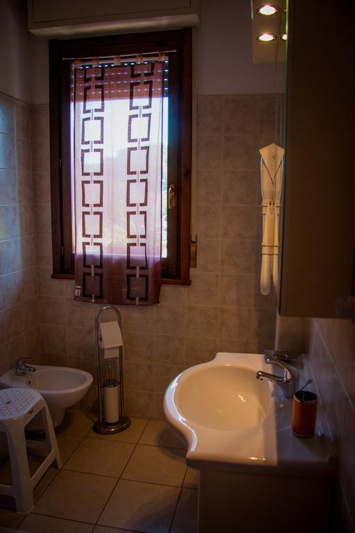 P&P Assisi Camere Бастия Умбра Стая снимка